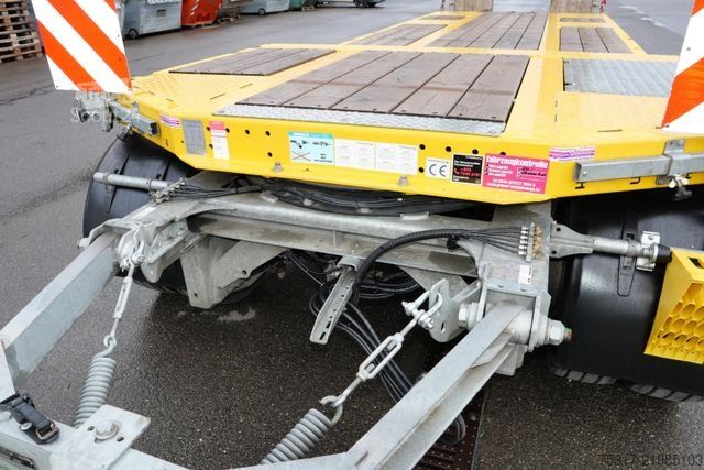 Prikolica z nizko platformo SCHWARZMÜLLER G serie /8300 mm / SAF / LUFT / FEDERRAMPEN 30to