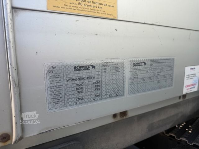 Semi-remorque bâchée SCHMITZ CARGOBULL S01 Curtainslider, Lift, Lenkachse. Stapler, TÜV