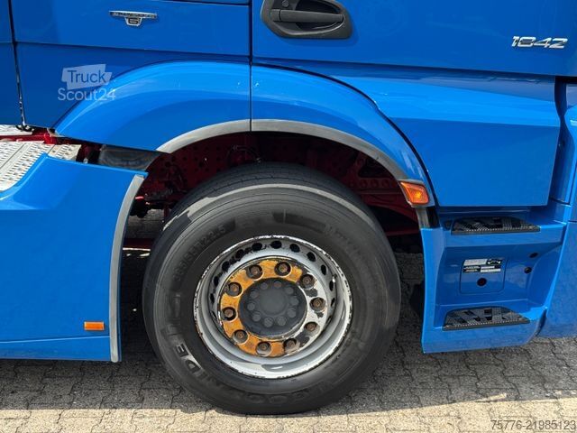 Standaard trekker MERCEDES-BENZ 1842 Actros 4   2-Wege Hydraulic  Retarder