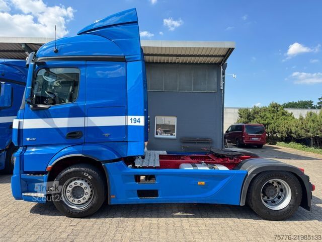 Standaard trekker MERCEDES-BENZ Mercedes-Benz 1842 Actros 4   Retarder  TOP