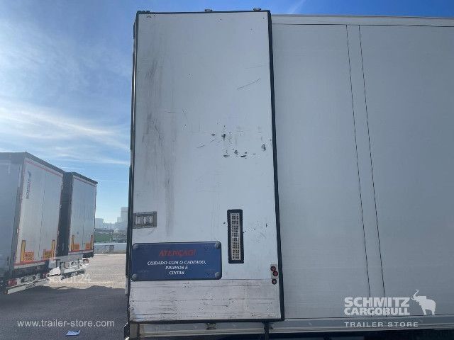 Chladený náves Schmitz Cargobull Semitrailer Reefer Multitemp Plataforma