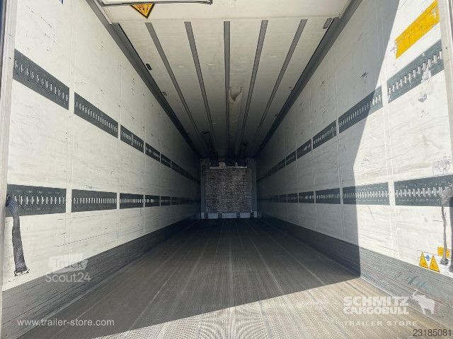 Chladený náves Schmitz Cargobull Semitrailer Reefer Multitemp Plataforma