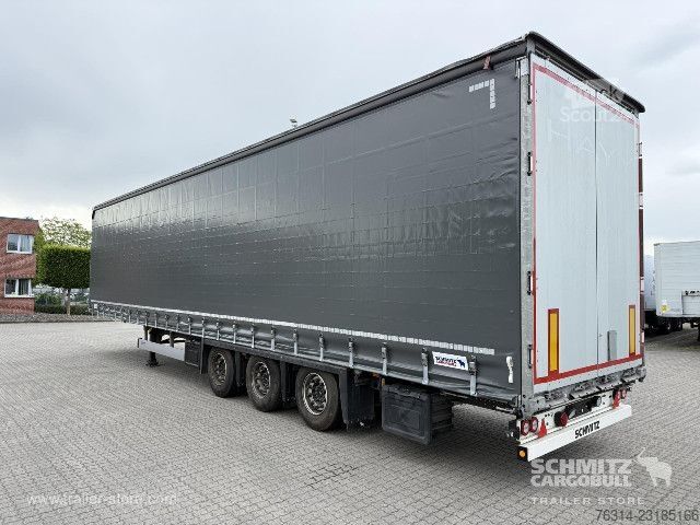 Semirimorchio con telone Schmitz Cargobull Curtainsider Mega Getränke