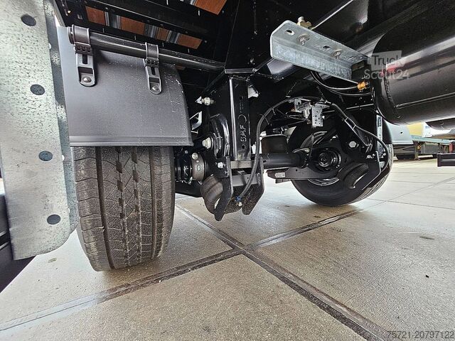 Schiebeplanen KLEYN TRAILERS PRSHTRI 18-13620