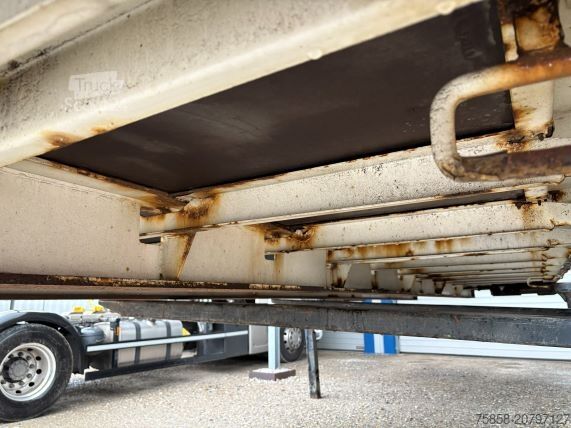 Wechselpritsche offen Krone Plattform 7,82m mit Steckrungen mittig