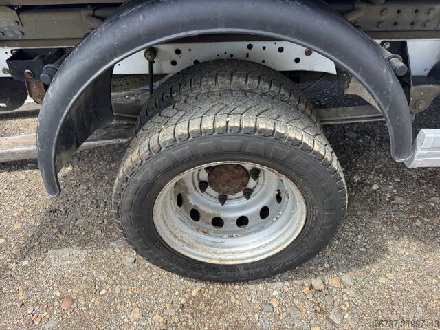 Benne Ford Transit **MOTOR KO-MOTEUR HS**