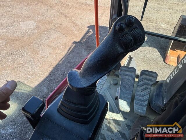 Kotrógép Volvo EWR 170E triple giek - 5800 uur - oilquick - ai...
