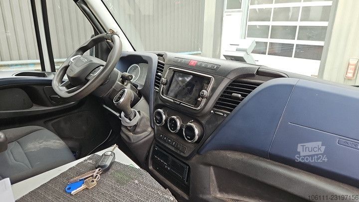 Yüksek tavanlı panelvan IVECO Daily Kasten HKa 70 C V Radstand 4100