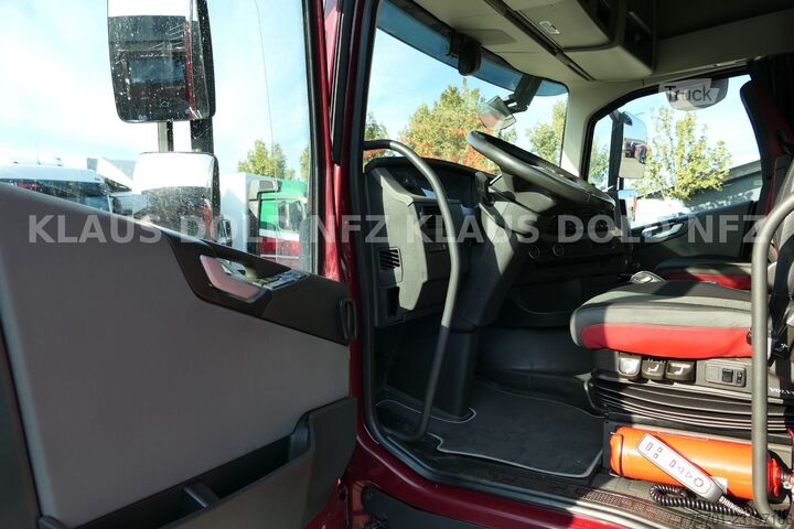 Yüksek hacimli çekici VOLVO FH 460 Globetrotter 2-Tanks Euro 6