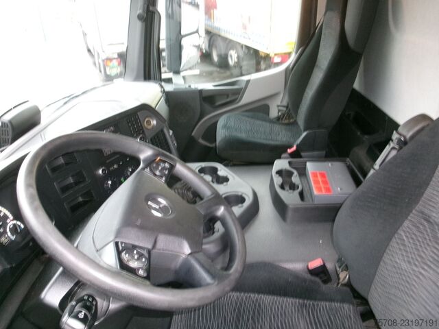 Camión de bebidas MERCEDES-BENZ 2530 L Antos*7,4m Schwenkwand*NLA*2 to LBW*AHK