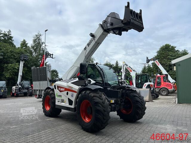 Manipulador telescópico fijo Bobcat TL 43.80 HF AGRI ***