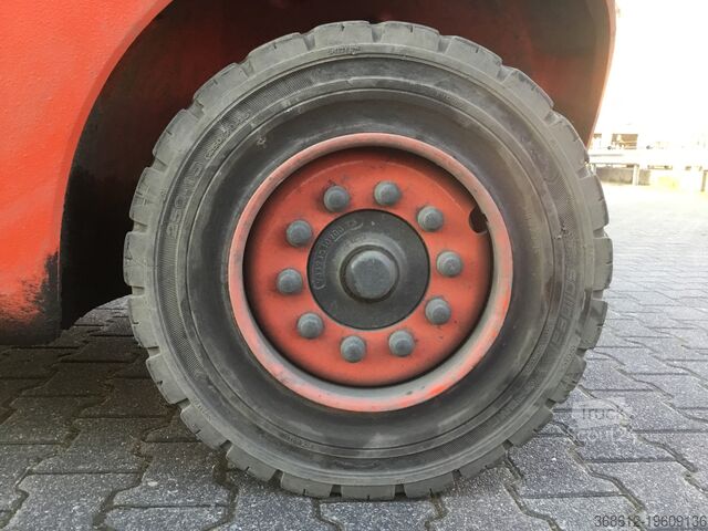 Chariot élévateur frontal Linde H 50 D 02