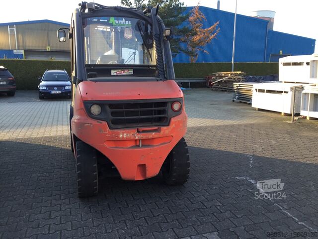 Chariot élévateur frontal Linde H 50 D 02