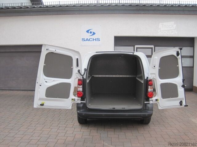 Furgone personalizzato Peugeot Partner HDI Hygieneausbau 3-Sitzer M+S