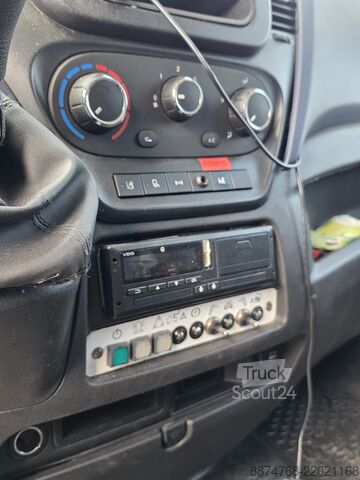 Plataforma de trabalho montada em camião Iveco Steiger France Elevateur 70C18