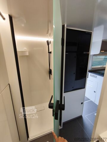 Automašīna-māja, ekspedīcija IVECO EUROCARGO 4x4, 110/280