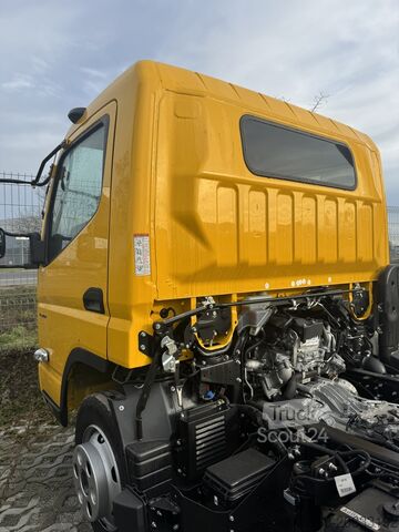 Sunkvežimio važiuoklė Fuso CANTER 6C18 4X4 Fahrgestell