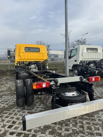 Sunkvežimio važiuoklė Fuso CANTER 6C18 4X4 Fahrgestell