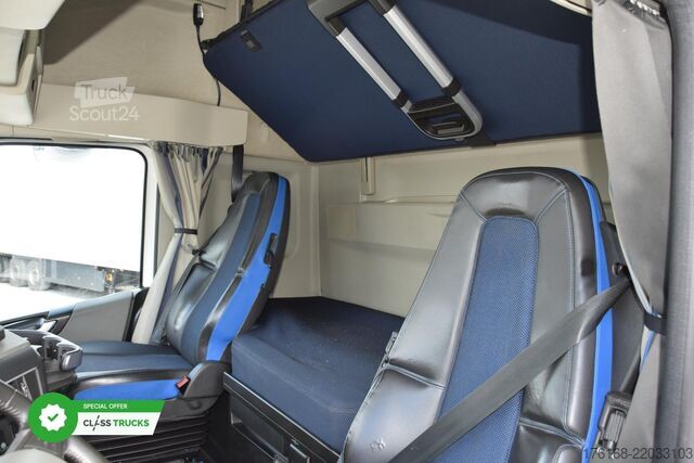 Standartinis vilkikas VOLVO FH 460 Globetrotter XL i-Save