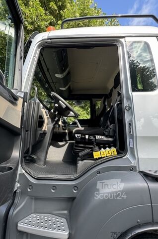 Grue mobile MAN TGS 26.460 - abnehmbarer Heckkran - 6x4