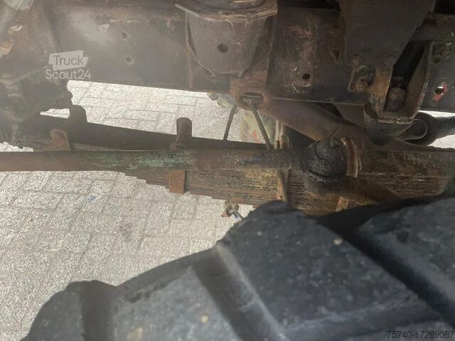 Kipper Mercedes-Benz 813 + Manual + Kipper + 4x4