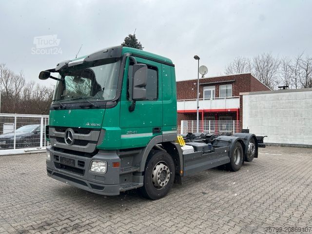 Chasis de camión MERCEDES-BENZ 2541 Actros Chassis 6x2
