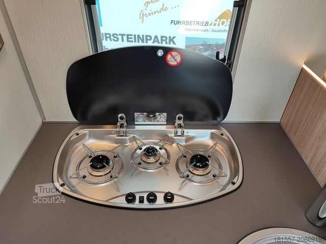 Polintegriran avtodom BÜRSTNER Limited T IT 726 G Klimaanlage, SAT/TV, Markise