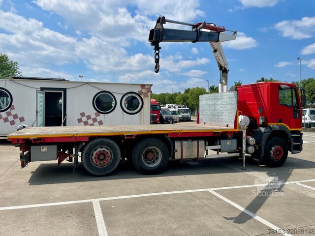 Autocarro gru IVECO EUROTECH 240E 42