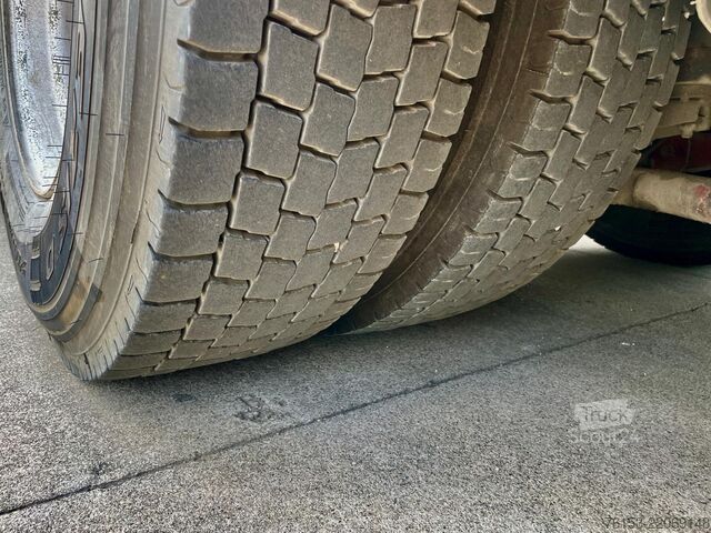 Autocarro gru IVECO EUROTECH 240E 42
