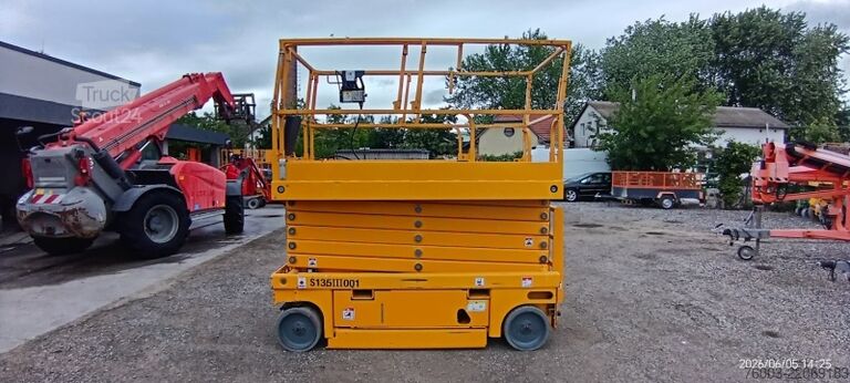 ножичний підйомник Haulotte Compact 14 - 14 m, electric