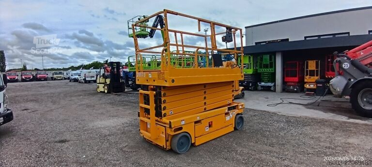 ножичний підйомник Haulotte Compact 14 - 14 m, electric