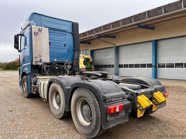 Tractor estándar MERCEDES-BENZ Actros 2651