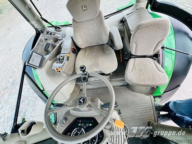 Tractor John Deere 6210R