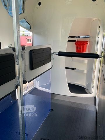 Prikolica za prevoz konj BÖCKMANN NEO LSR , begehbare Sattelkammer H 240 cm