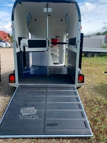 Prikolica za prevoz konj BÖCKMANN NEO LSR , begehbare Sattelkammer H 240 cm