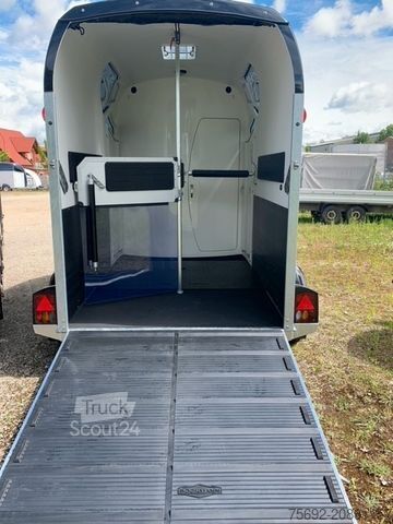 Prikolica za prevoz konj BÖCKMANN NEO LSR , begehbare Sattelkammer H 240 cm