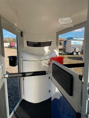 Prikolica za prevoz konj BÖCKMANN Portax K, seitl. Entladeklappe incl. Video