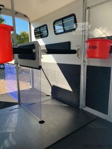 Prikolica za prevoz konj BÖCKMANN Portax LSKA