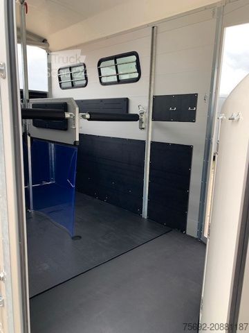 Prikolica za prevoz konj BÖCKMANN Portax LK, seitl. Entladeklappe