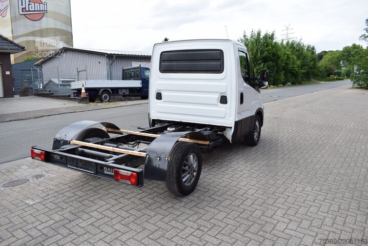 Châssis de fourgon Iveco Daily  35 S21 3,0 Automatik Luftfederung Tempomat