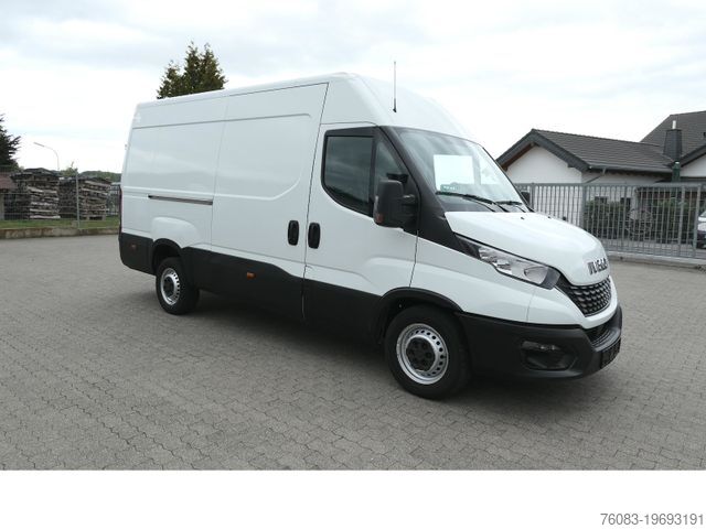 Aukštas mikroautobusas IVECO Daily35-160 mittellang+Hoch HiMatic Klima