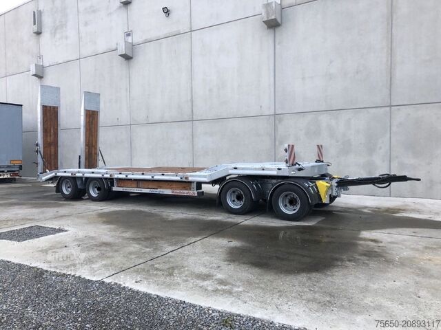 Tieflader Anhänger Möslein T 4 VB H1 neuer 4 Achs Tieflader hydraulischen Rampen