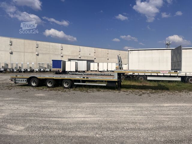 Polpriklopnik z nizko nakladalno ploščadjo Möslein ST 3 Plato 8,7 3 Achs Satteltieflader Plato 45 t GGfür Fertigteile, Baumaschinen