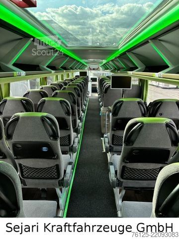Двоповерховий автобус NEOPLAN Skyliner P06 / 531 / 77-1-1 / 431