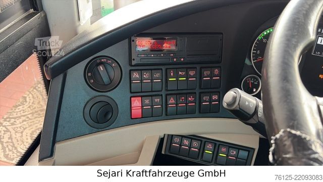 Двоповерховий автобус NEOPLAN Skyliner P06 / 531 / 77-1-1 / 431