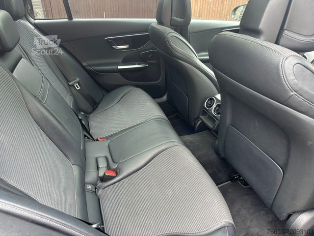Minibus MERCEDES-BENZ C 200 T Autom.*PANO*LED*Digital*Kamera*Teilleder
