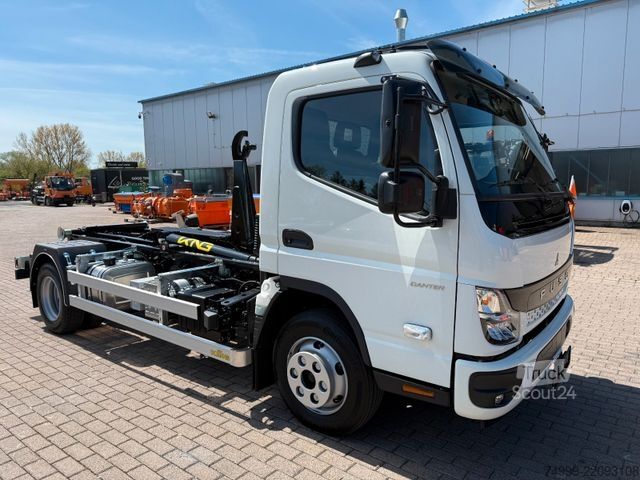 Камион с кука за контейнери FUSO Fuso Canter 9c18 Abrollkipper