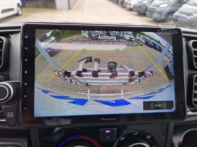 Pusiau integruotas kemperis KNAUS L!VE WAVE 650 MF