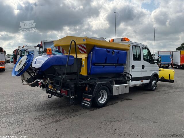 Plug de zăpadă Iveco Daily 70C17 Nido zoutstrooier