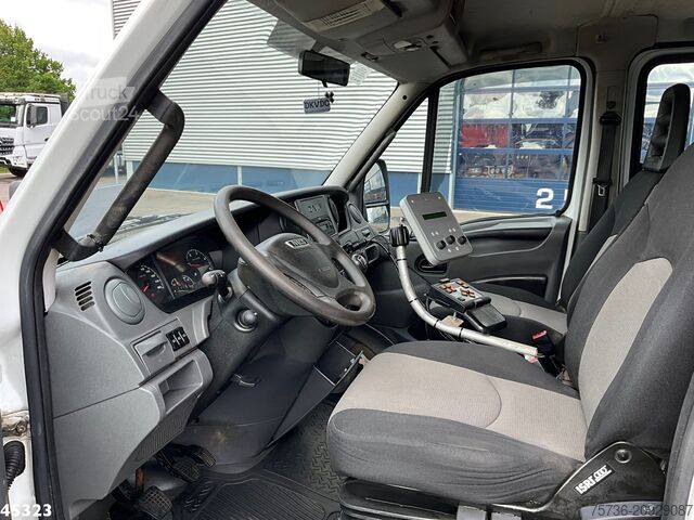 Plug de zăpadă Iveco Daily 70C17 Nido zoutstrooier